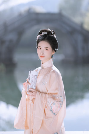 高潮捣出白浆嗯啊哭叫