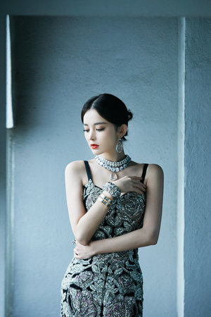 乱伦熟女图片