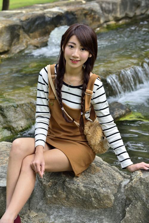 你弄得人家里都是水的视频