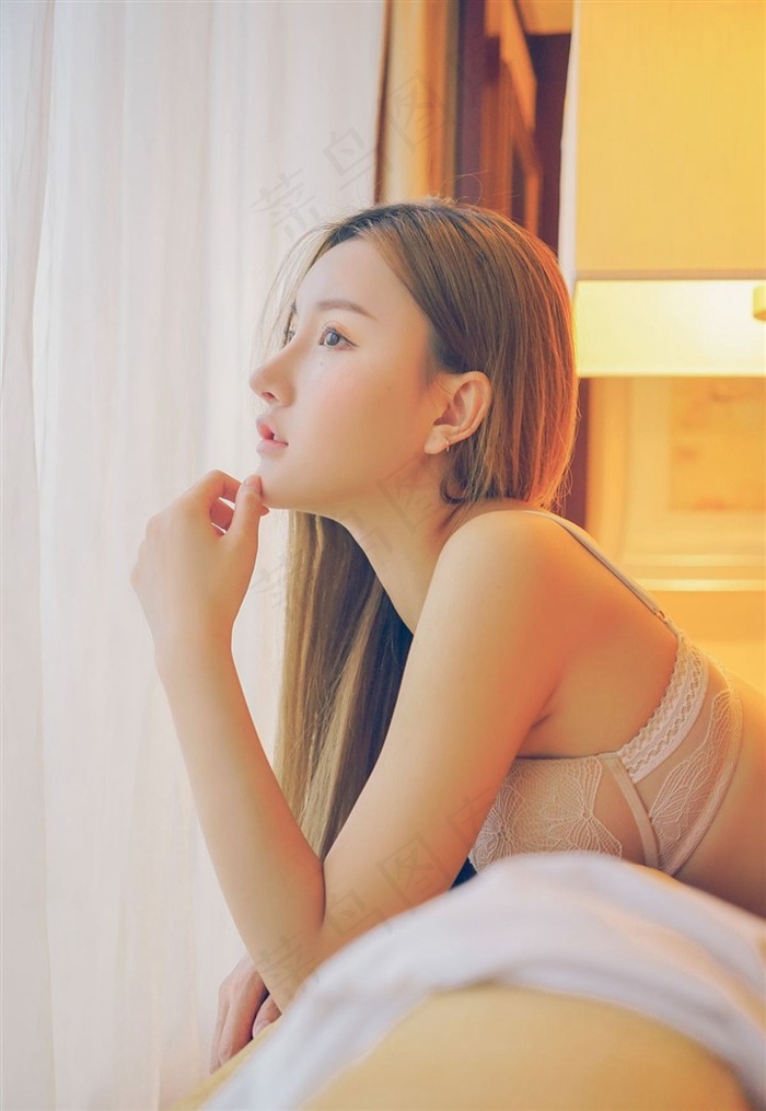 舔高中生的乳头在线观看