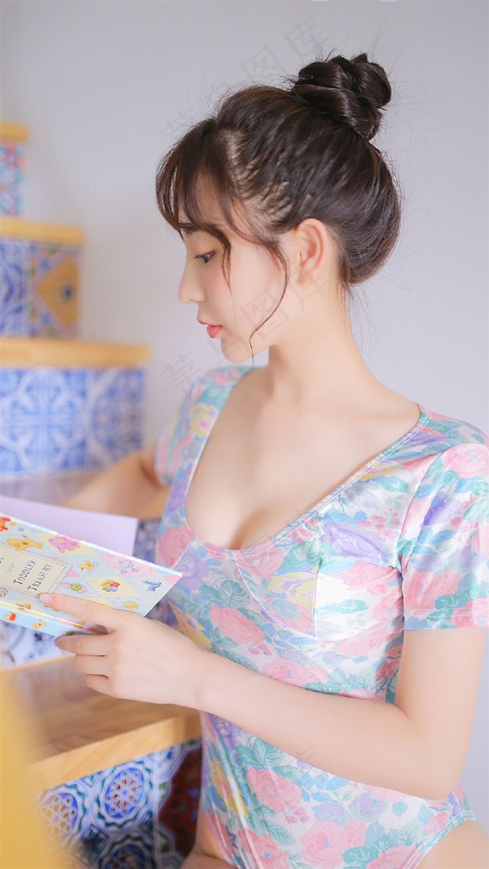 小白花浇灌日常by穆以冬绵绵