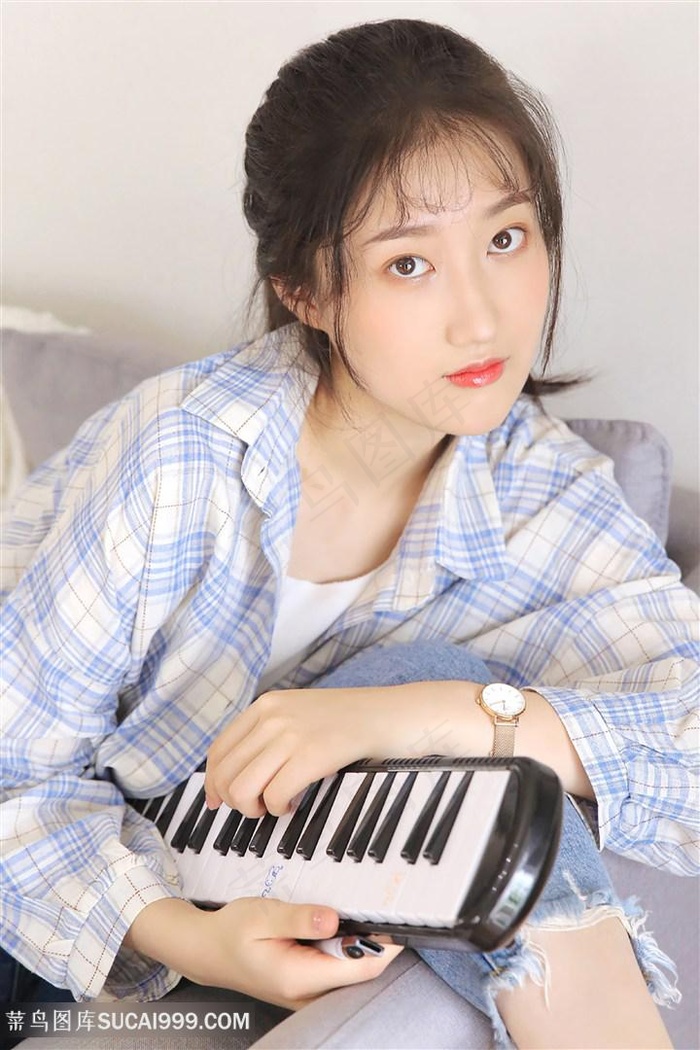 父女兄妹秘密接触
