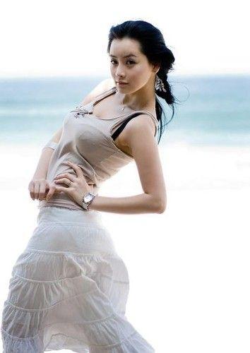 少妇为黑人提供服务视频