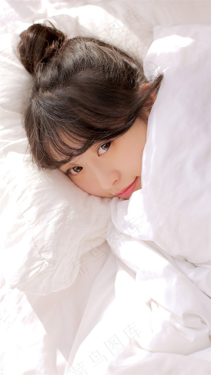 契约休夫全能王妃 相关
