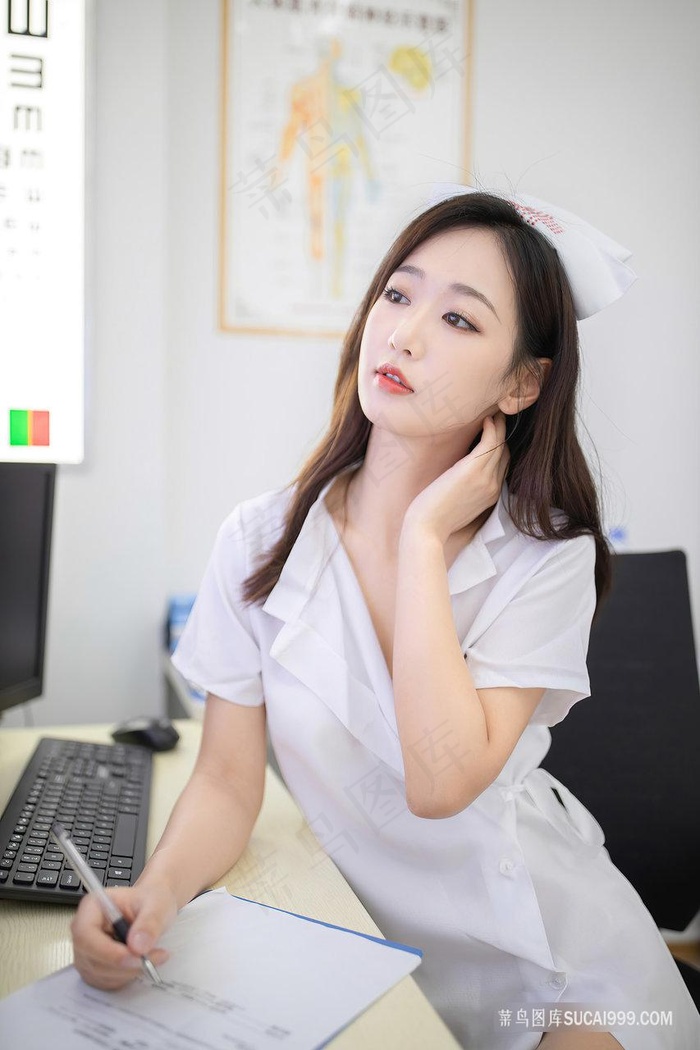 《沦陷按摩房的娇妻》