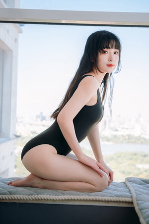 《初中小女孩》完整版电影