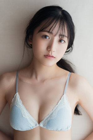 奴性培养与乳房环状装饰