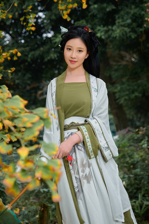 B站弹幕直播房间访问