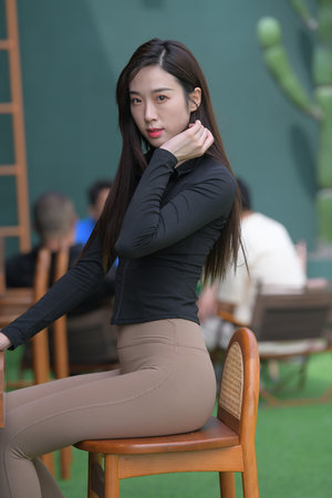 非洲荡妇让白皮888888