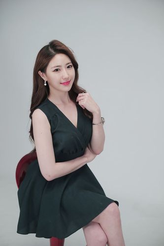 男生把困困放进女生的困困里视频