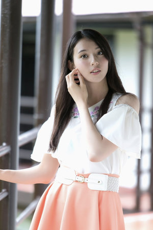 美女扒开露㊙️让客人