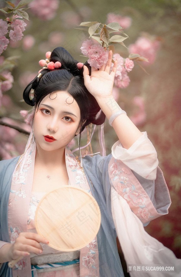日本   大乳蜜桃