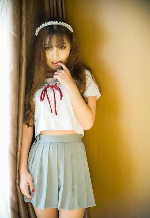 双女互相舔尿囗